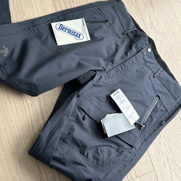 DESCENTE snow pants - Picture 2 of 6